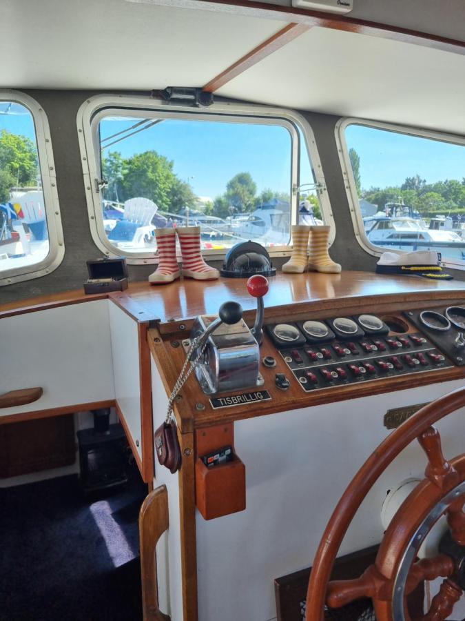 Traditional Boat Hotel Thorpe  Esterno foto